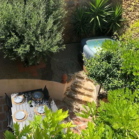 La Folie Des Remparts Hébergement de vacances