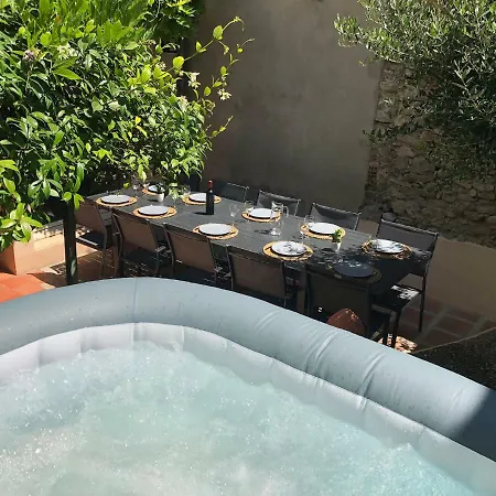 La Folie Des Remparts Holiday home Carcassonne