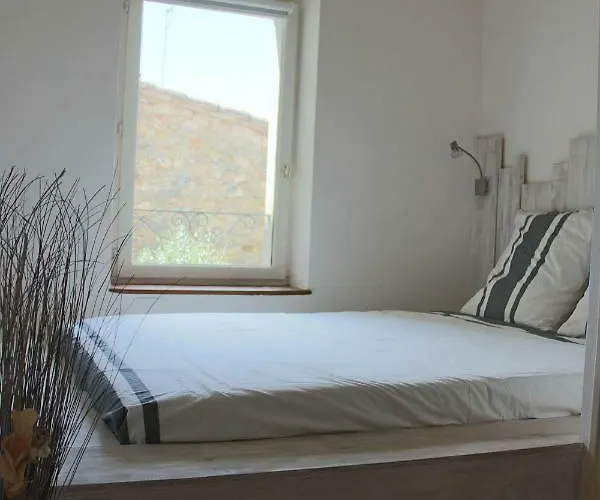 بيت للعطل La Folie Des Remparts