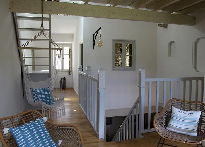 Дом отдыха La Folie Des Remparts *