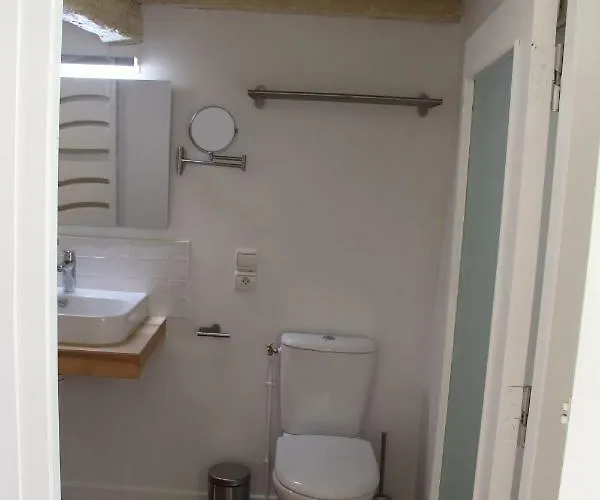 La Folie Des Remparts * قرقشونه