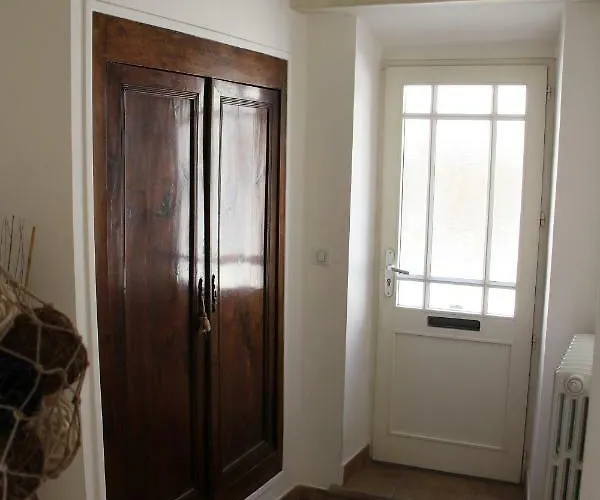 La Folie Des Remparts بيت للعطل قرقشونه